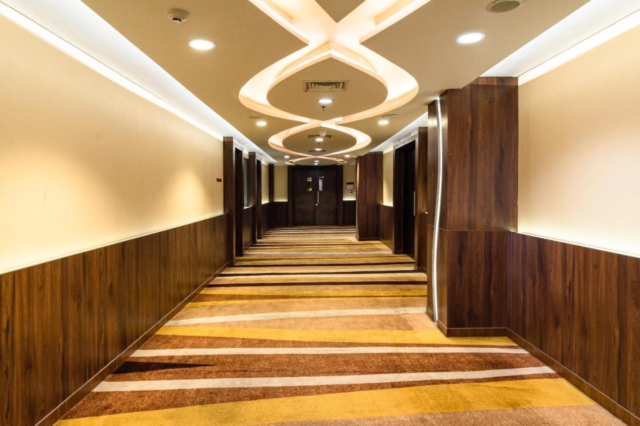 Western Papilio Hotel Sorabaya